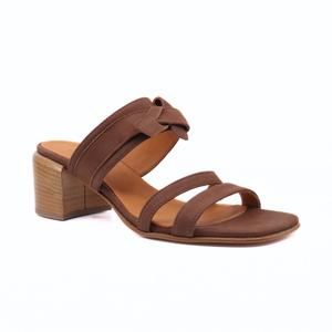 NEW I.N.K. SHOES women's nubuk heels in chocolate